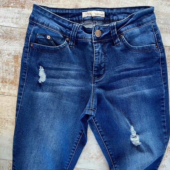 LAST CHANCE!  Fabulous Royalty WannaBettaButt? Distressed Skinny Jeans - Picture 2 of 10